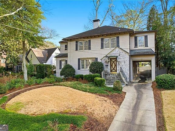 3rd image of 685 E Morningside Dr NE