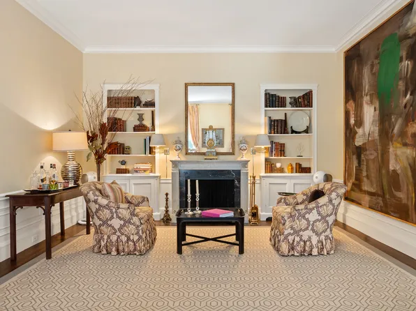 950 5th Avenue image 4 of 16