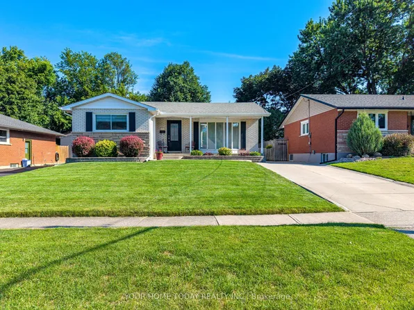 17 Carole St, Halton Hills, ON L7G 3X5