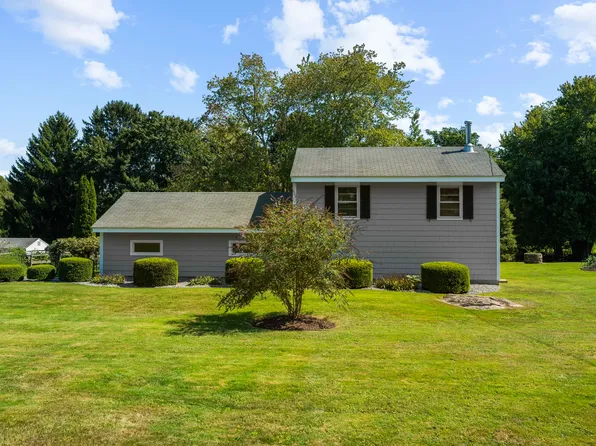 2 Wausau Place, Stonington, CT 06355