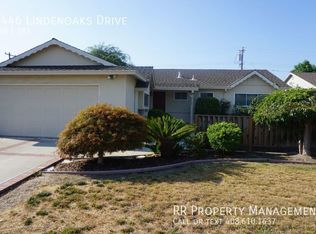 3446 Lindenoaks Dr, San Jose, CA 95117