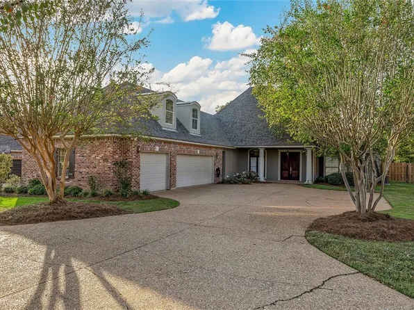 136 Waters Edge Dr, Shreveport, LA 71106