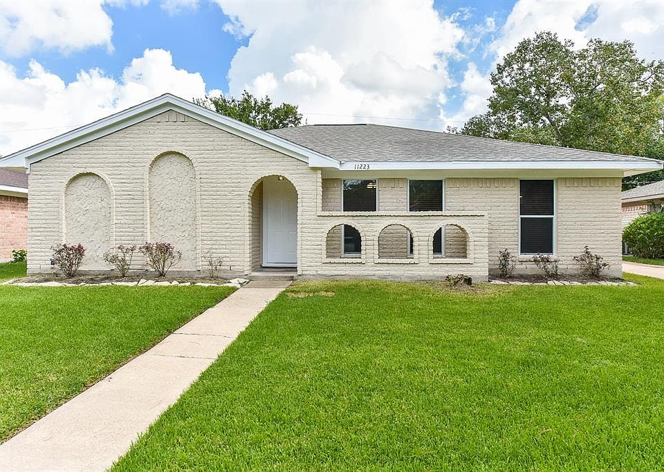 1st image of 11223 Sagemeadow Ln