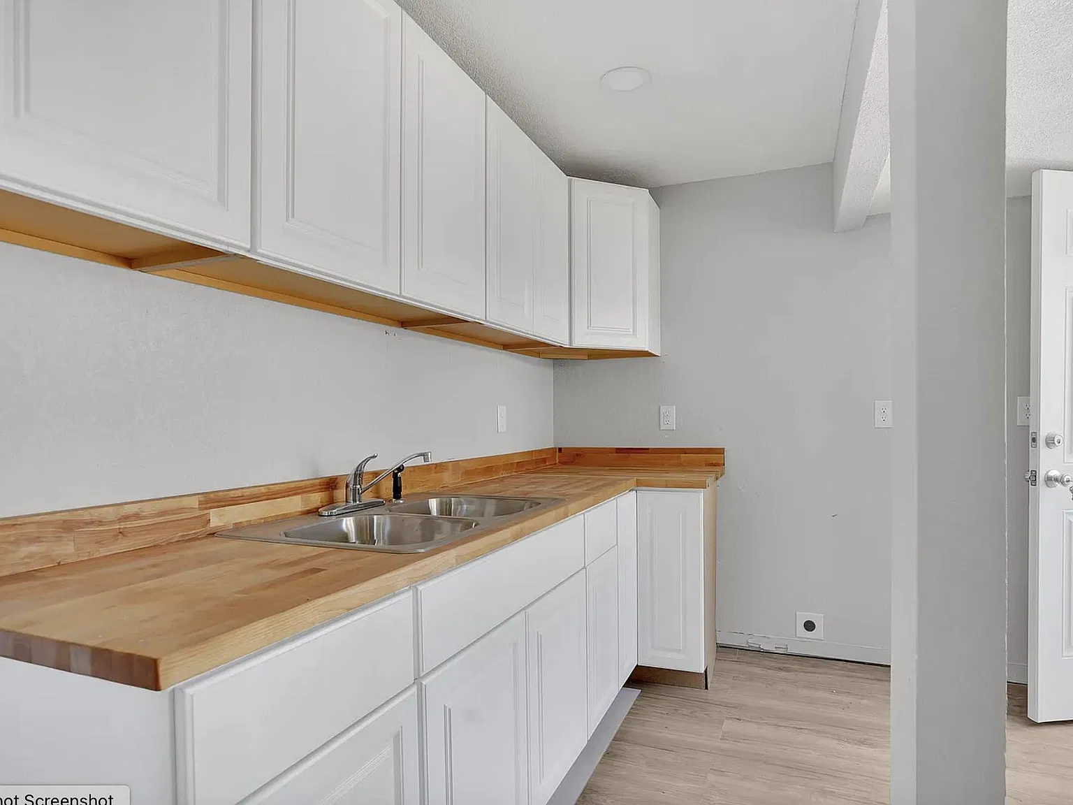 3 bed, 950 sqft, $1,450 — Photo 4
