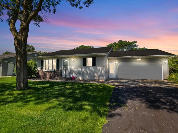38 Heritage Ct, Fond Du Lac, WI 54935
