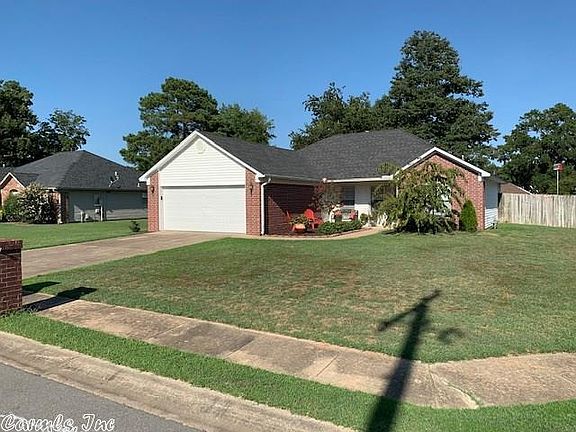 2nd image of 3208 Greenfield Dr