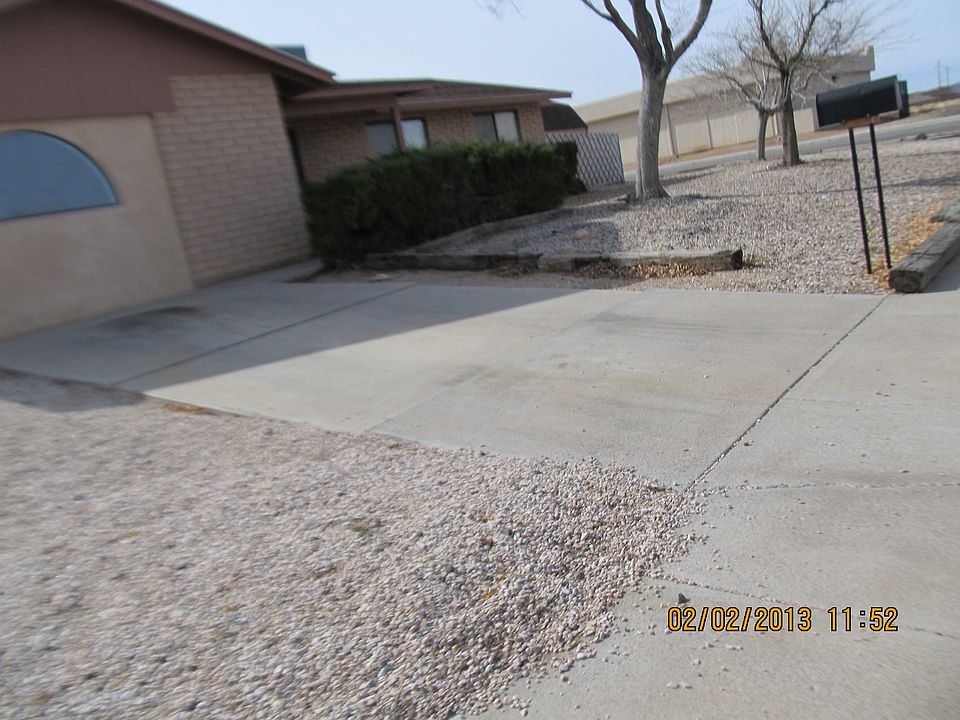 2nd image of 2702 Karen Ave
