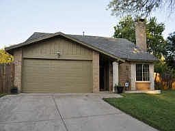 1st image of 204 Willow Creek Ln