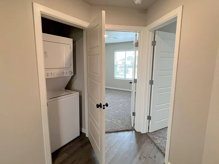 7712 Westhall Pl — Photo 12