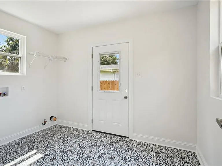 43 Labarre Pl — Photo 15