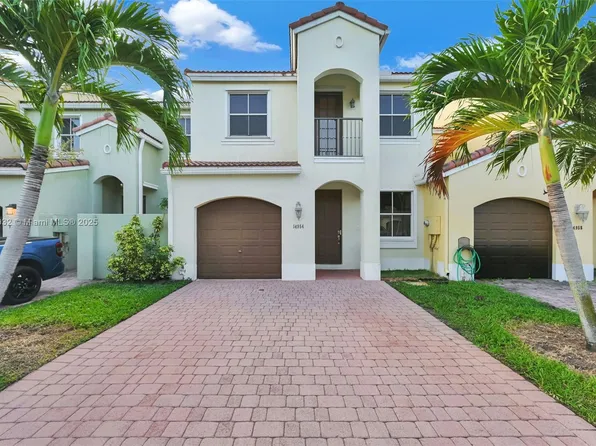 14954 SW 41st Ln, Miami, FL 33185