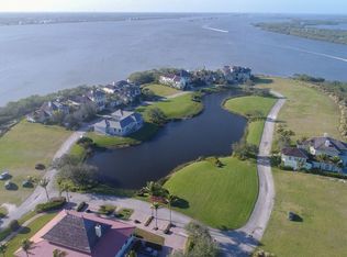 9225 Marsh Island Dr, Vero Beach, FL 32963