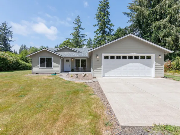 102 Camp 12 Loop, Toledo, OR 97391