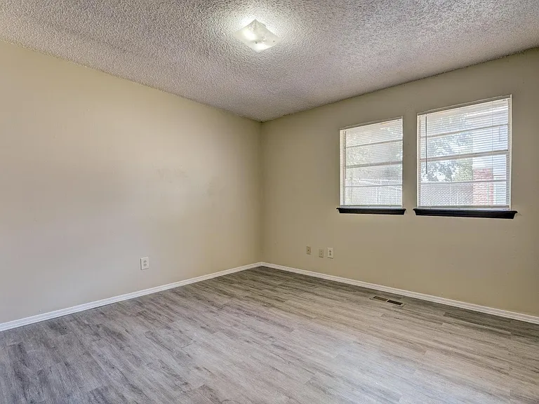 3807 Bradfred Dr — Photo 7
