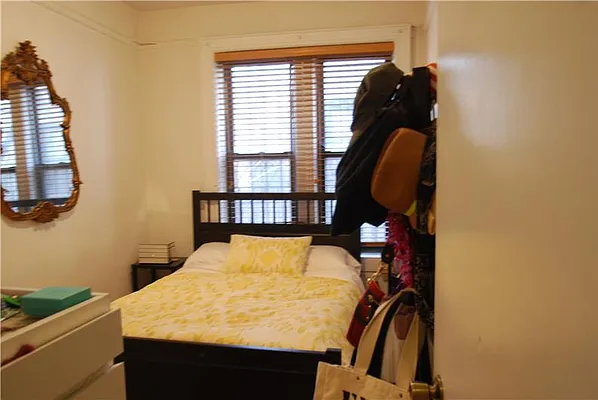 Rented by Buchbinder & Warren | media 21