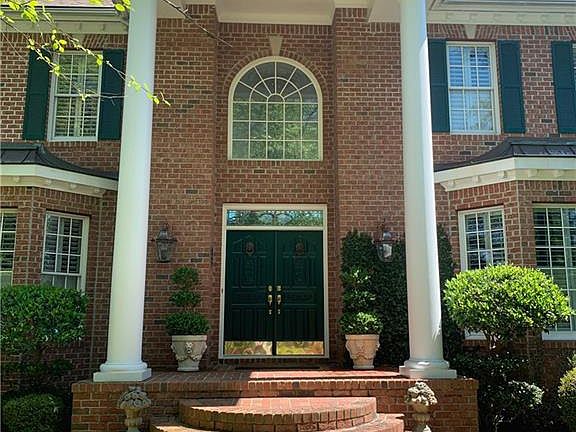 3rd image of 1120 Caton Dr