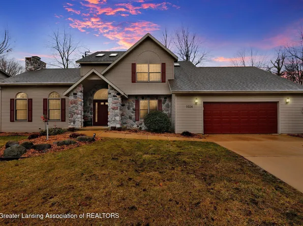 1024 Timbercreek Dr, Grand Ledge, MI 48837