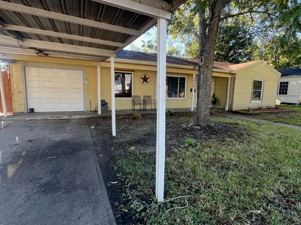 1604 Florida St, Baytown, TX 77520