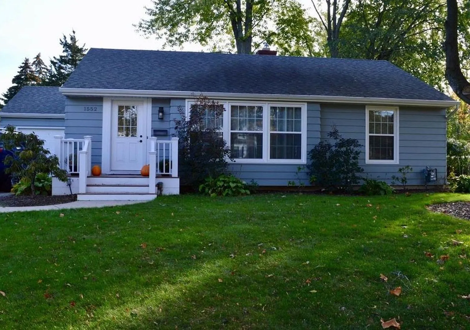 East Grand Rapids schools! 4 Bedroom Home — Photo 1