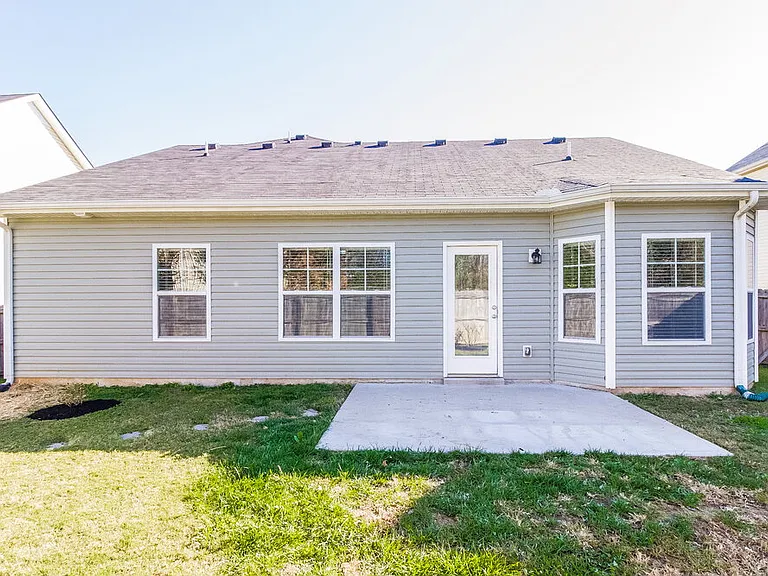 327 Sarava Ln — Photo 18