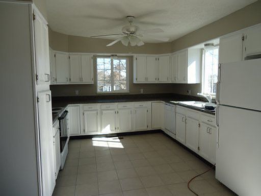 1st image of 1506 Highland Dr