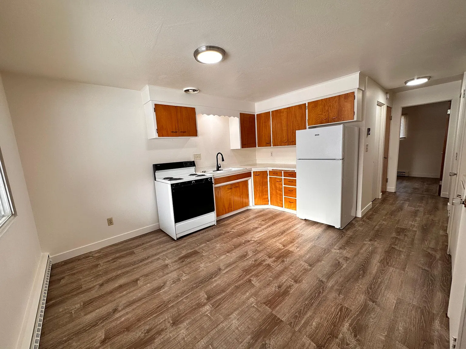 2 bed, 840 sqft, $1,450 — Photo 1