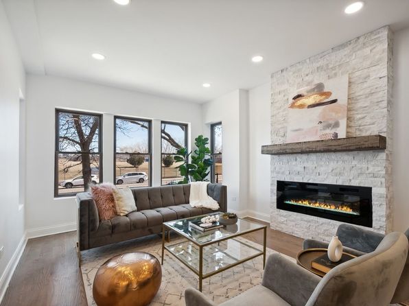 5426 N Western Ave #1