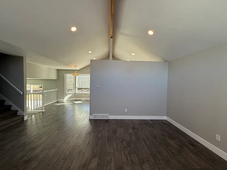 11833 S Hagan Rd — Photo 10