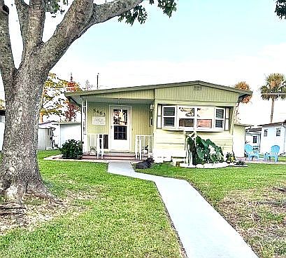 2nd image of 5463 Orange Ave