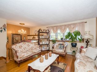 52 Westwind Rd, Lowell, MA 01852