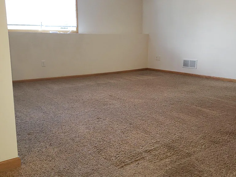 1351 Peitz Ave — Photo 22