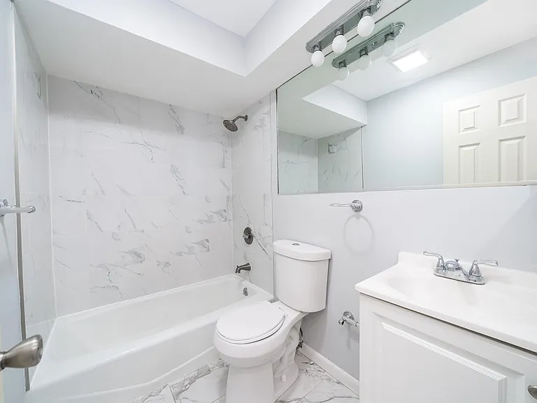 6713 Polk St #6 — Photo 12