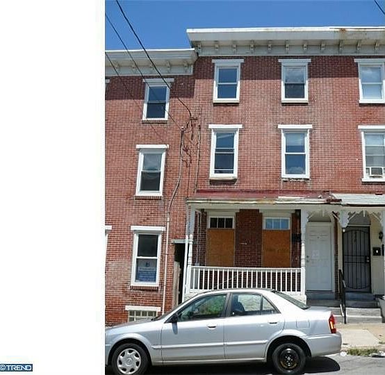 1st image of 615 W 5th St