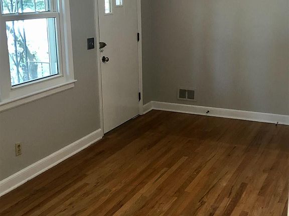 2nd image of 1604 Northland Dr