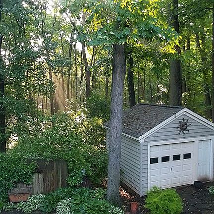 4th image of 18213 Darnell Dr