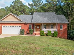 3465 Berkley Hills Dr E, Gadsden, AL 35907