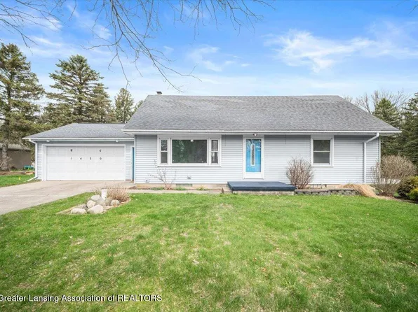1430 Primrose Ln, Dewitt, MI 48820