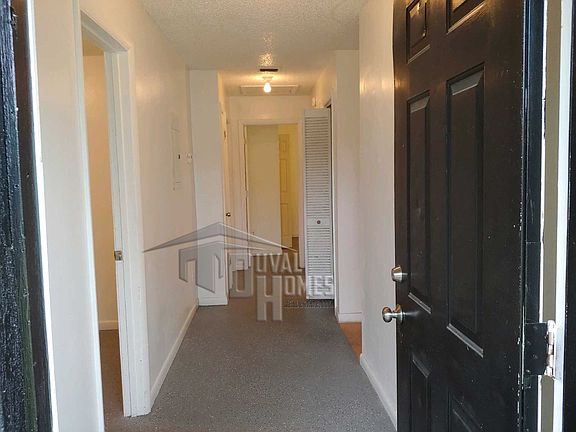 3rd image of 1929 W 45th St