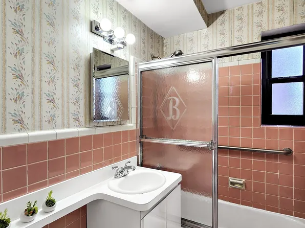 140-21 31st Road image 7 of 10