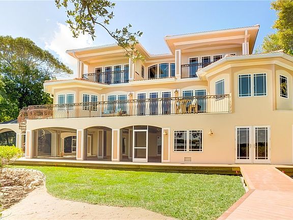 2nd image of 15867 Captiva Dr