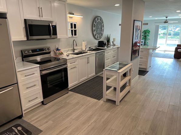101 N Riverside Dr APT 114