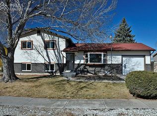 704 Potter Dr, Colorado Springs, CO 80909