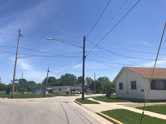 4th image of 218 E Forest St