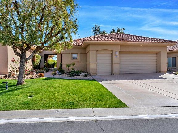 2nd image of 147 E Kavenish Dr #147