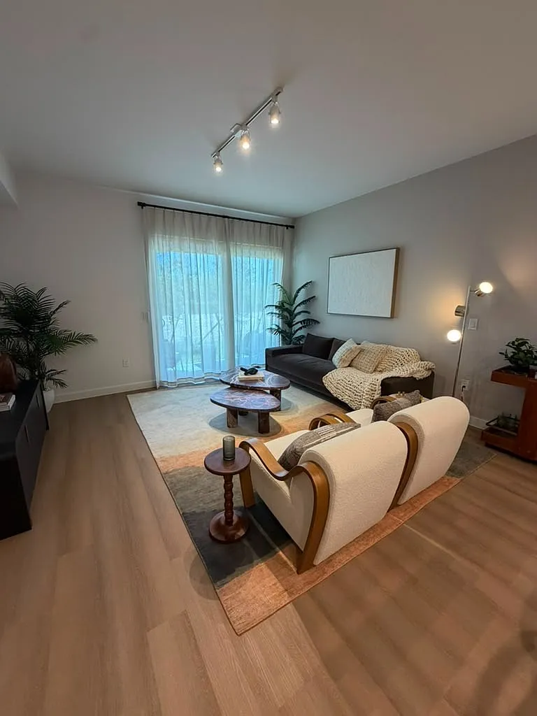 1 bed, 1.0 bath, 788 sqft, $2,300 — Photo 3