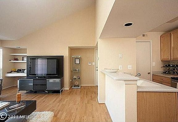 3rd image of 12153 Penderview Ln APT 2034