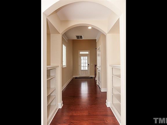 2nd image of 1553 Fullerton Pl