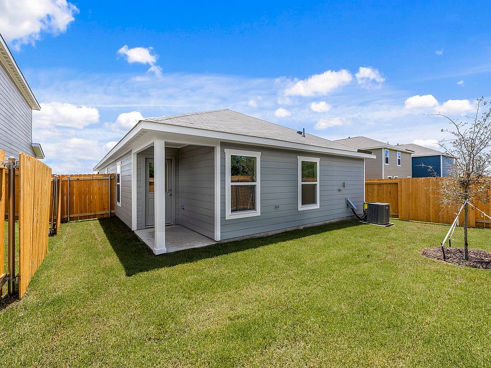 2nd image of 1209 Kings Pl