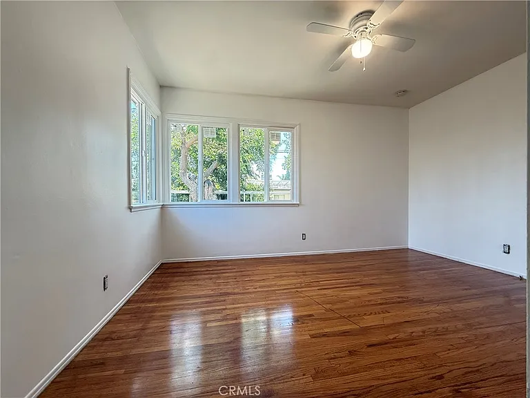 9279 Dorrington Ave — Photo 6