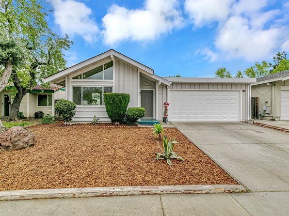 3835 Dryden Rd, Fremont, CA 94555